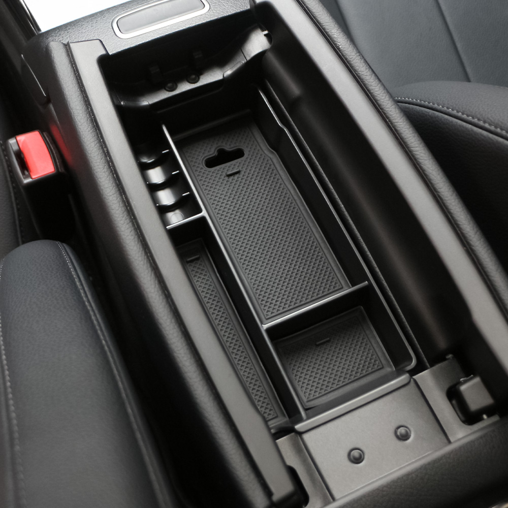 Автомобильный подлокотник, ящи – обзор и цена Tech Car Accessories